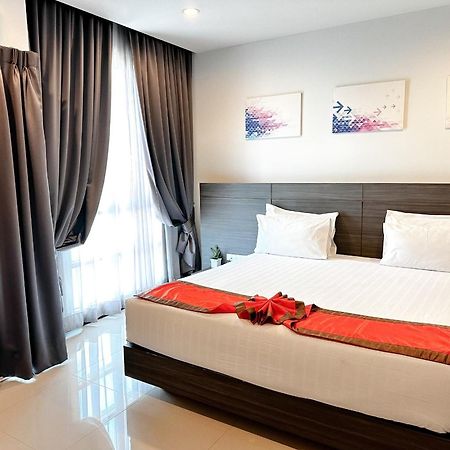 Crystal Suites Suvarnbhumi Airport Bangkok Exterior foto