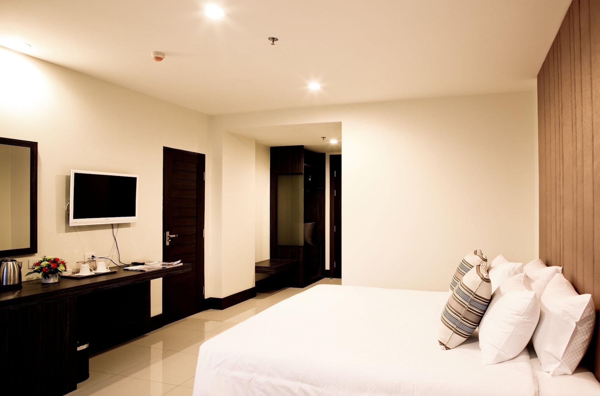 Crystal Suites Suvarnbhumi Airport Bangkok Exterior foto