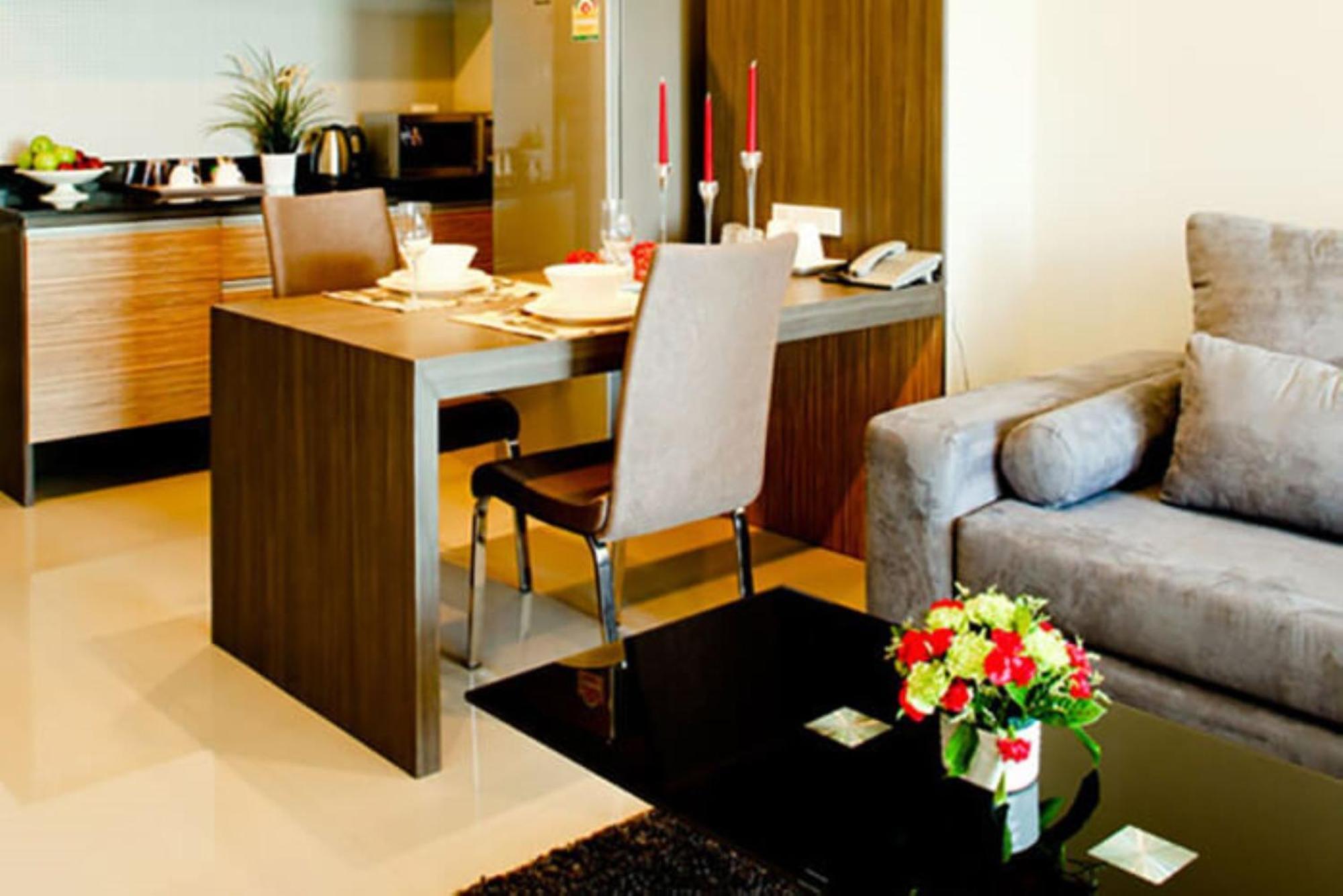 Crystal Suites Suvarnbhumi Airport Bangkok Exterior foto