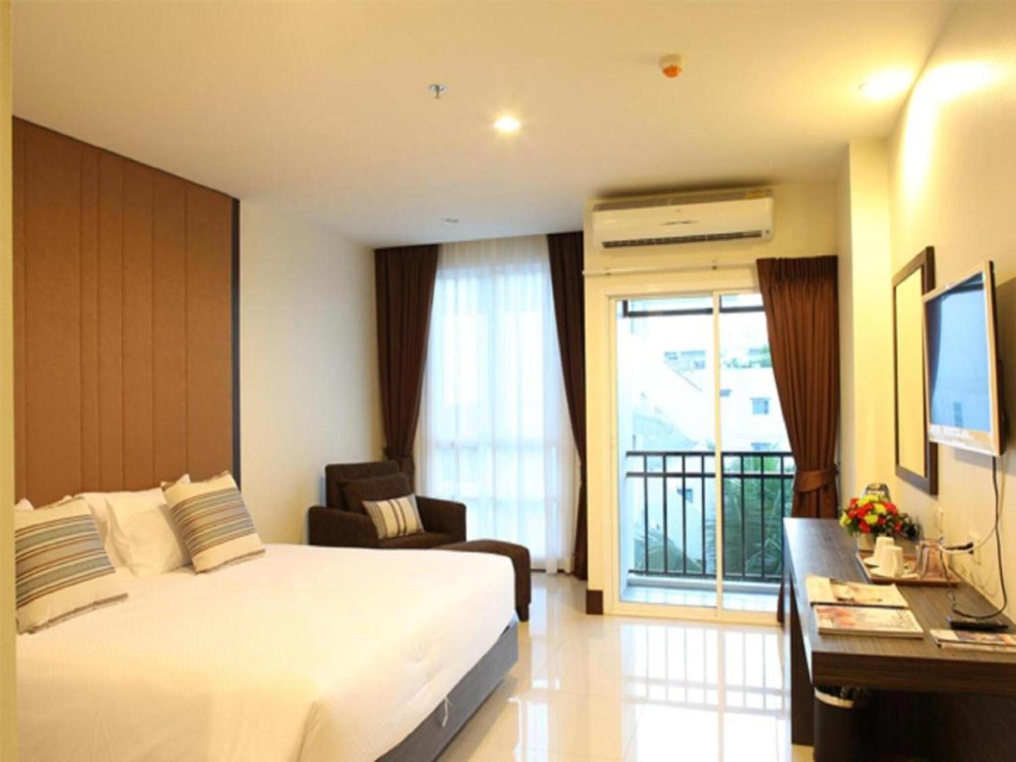 Crystal Suites Suvarnbhumi Airport Bangkok Exterior foto